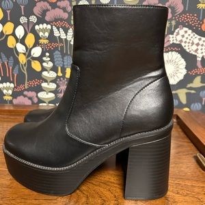 Madden Girl black retro boots